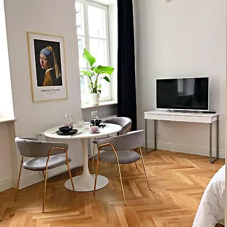 K11 * Warszawa