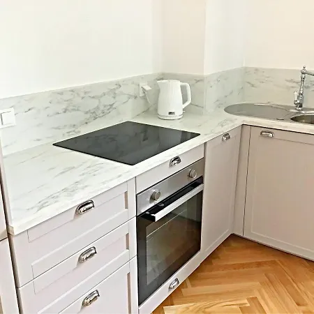K11 * Warsaw