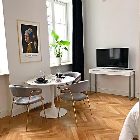 K11 * Warsaw
