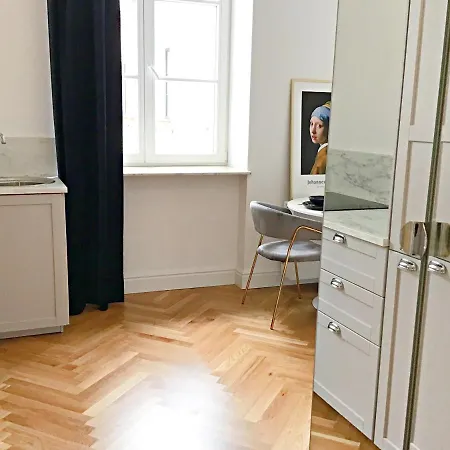 Apartment K11